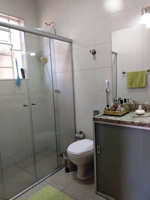 Casa à venda com 3 quartos, 219m² - Foto 13