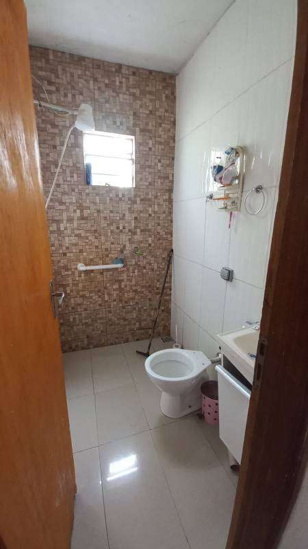 Casa à venda com 2 quartos, 300m² - Foto 7