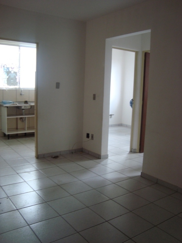 Apartamento à venda com 2 quartos, 50m² - Foto 2