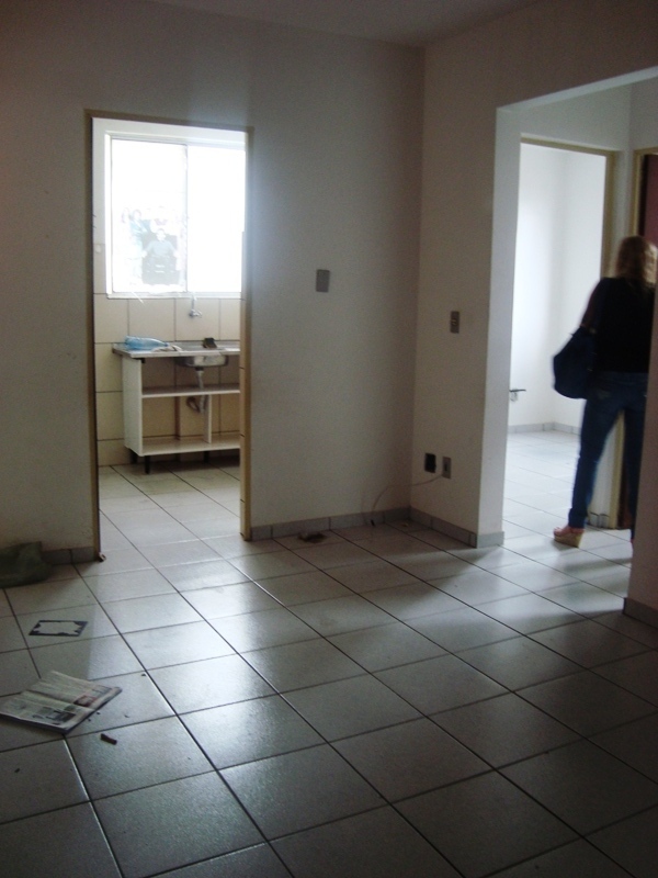 Apartamento à venda com 2 quartos, 50m² - Foto 3