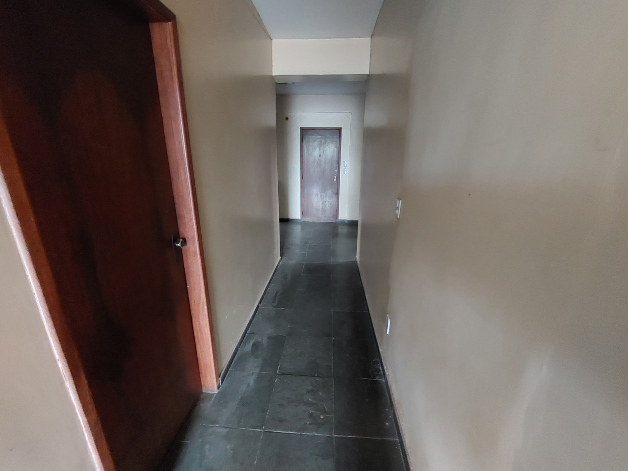 Prédio Inteiro para alugar com 4 quartos, 600m² - Foto 11