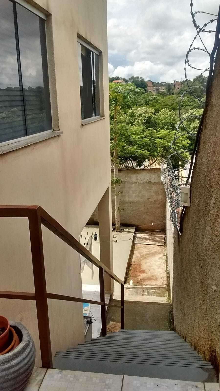 Casa à venda com 2 quartos, 84m² - Foto 9