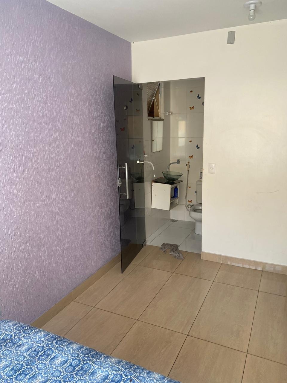 Casa à venda com 6 quartos, 220m² - Foto 2