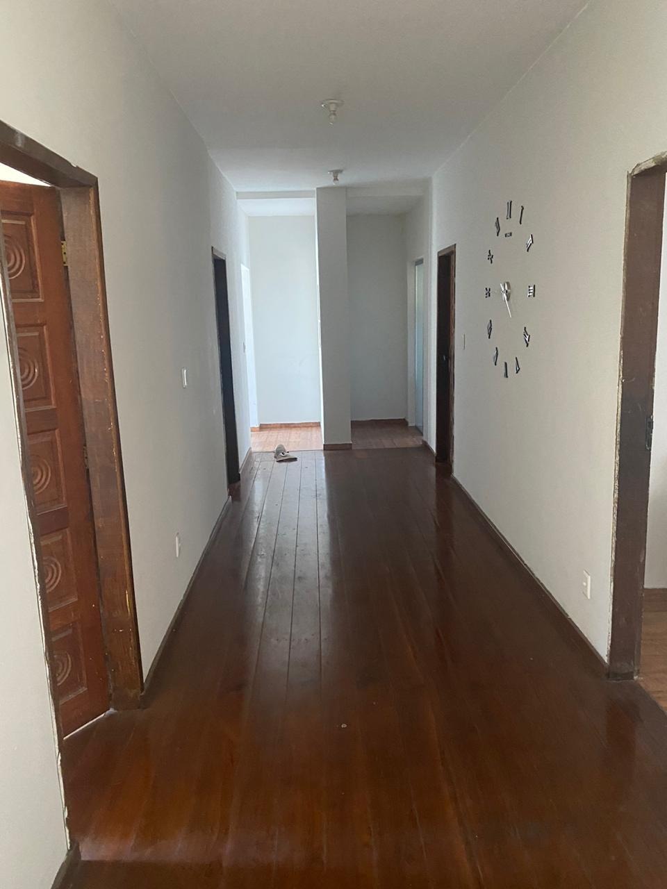 Casa à venda com 6 quartos, 220m² - Foto 10