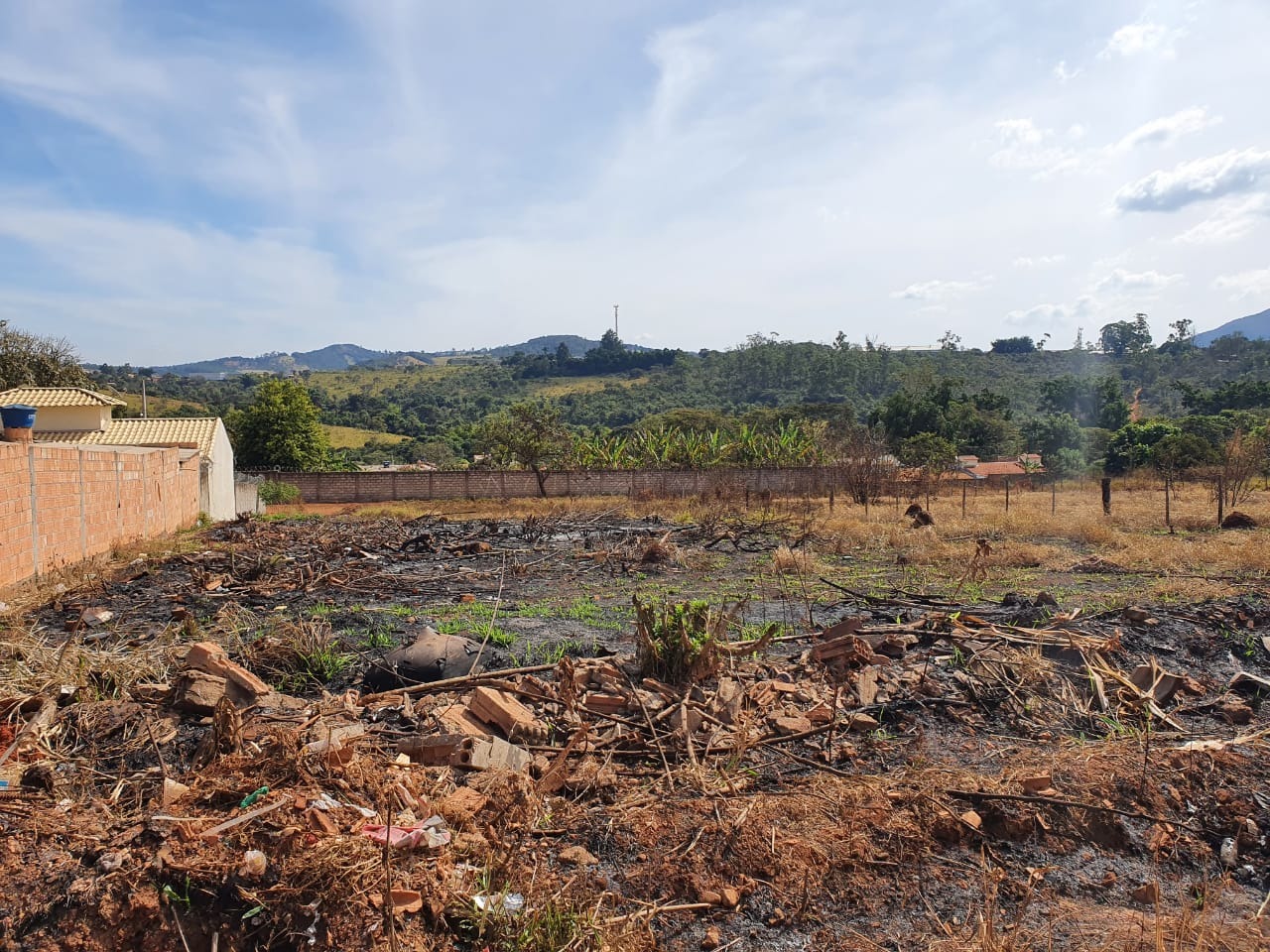 Terreno à venda, 360m² - Foto 1