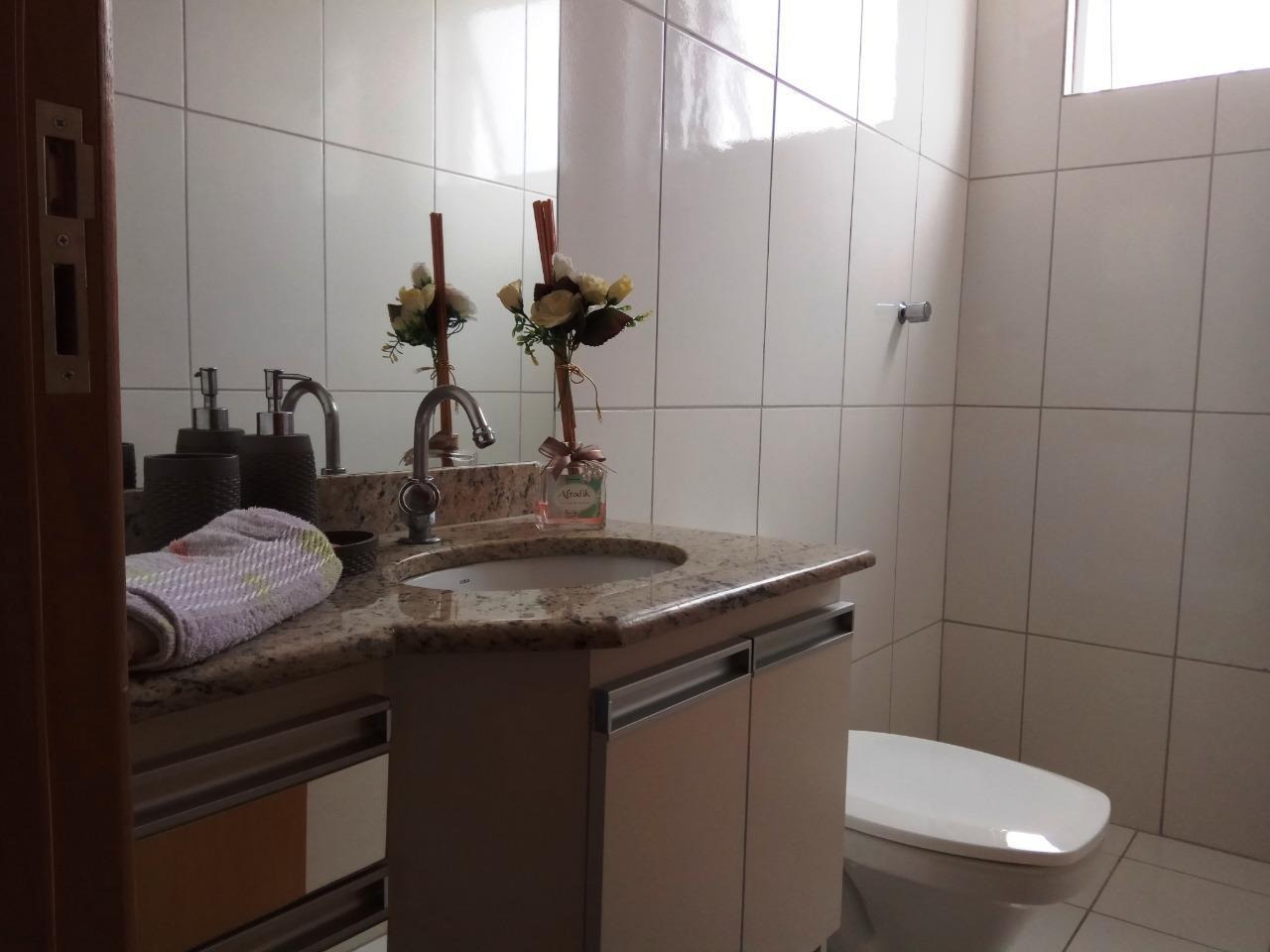 Apartamento à venda com 2 quartos, 65m² - Foto 17