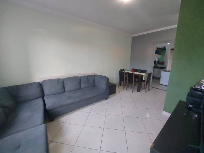 Casa à venda com 2 quartos, 58m² - Foto 1