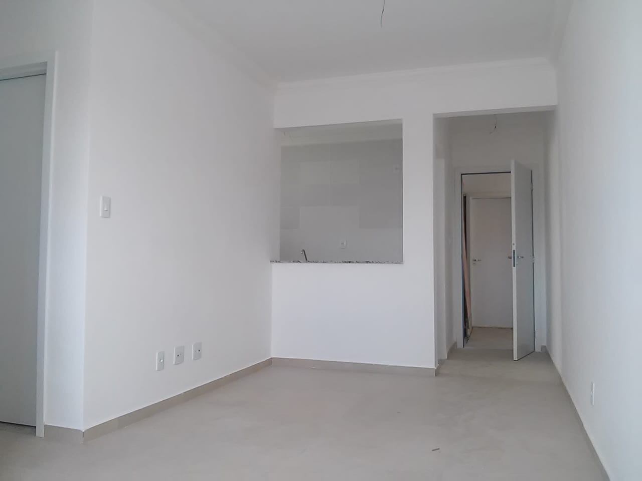 Apartamento à venda com 2 quartos, 64m² - Foto 3