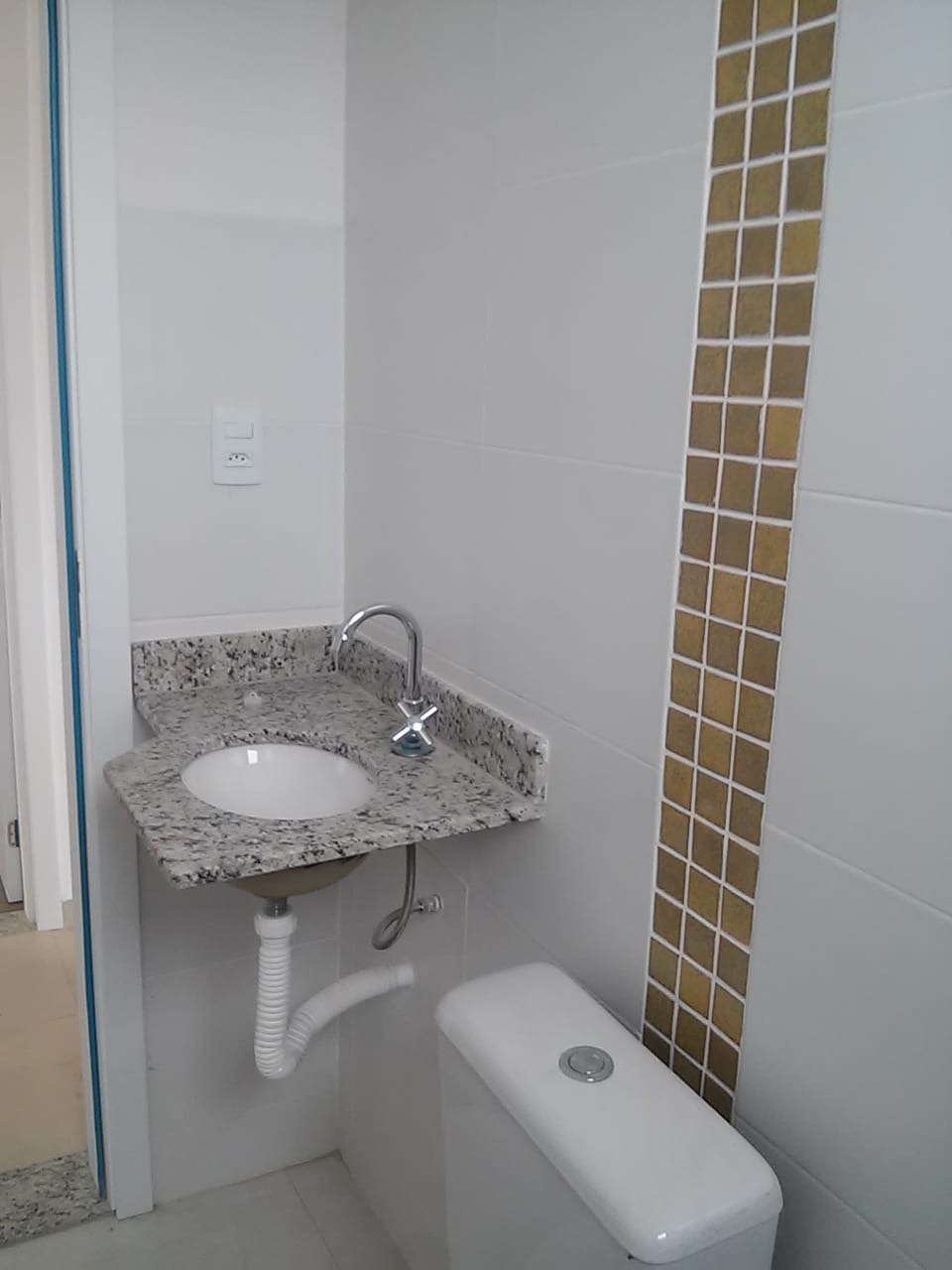 Apartamento à venda com 2 quartos, 64m² - Foto 9