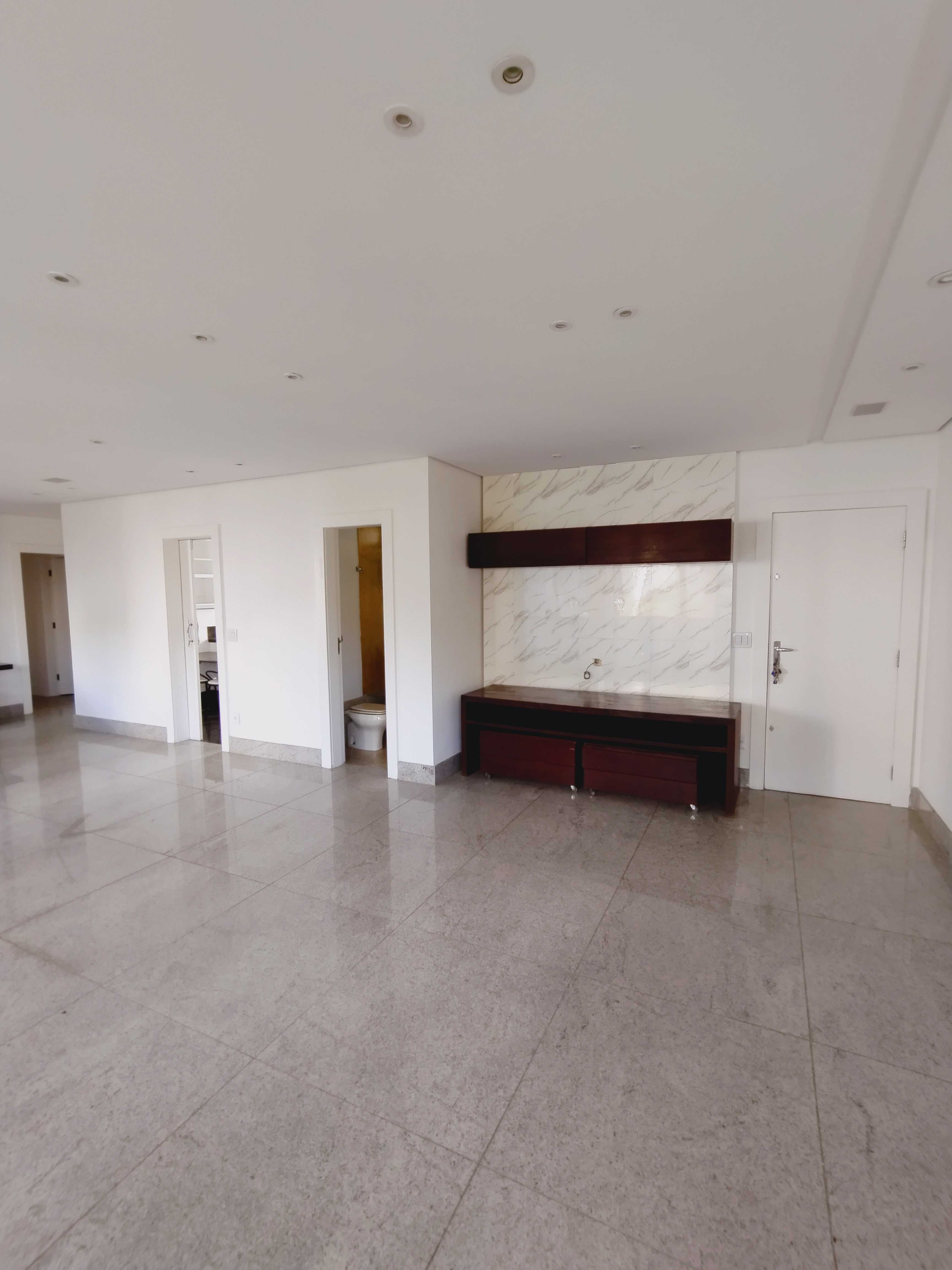 Apartamento à venda com 4 quartos, 180m² - Foto 18