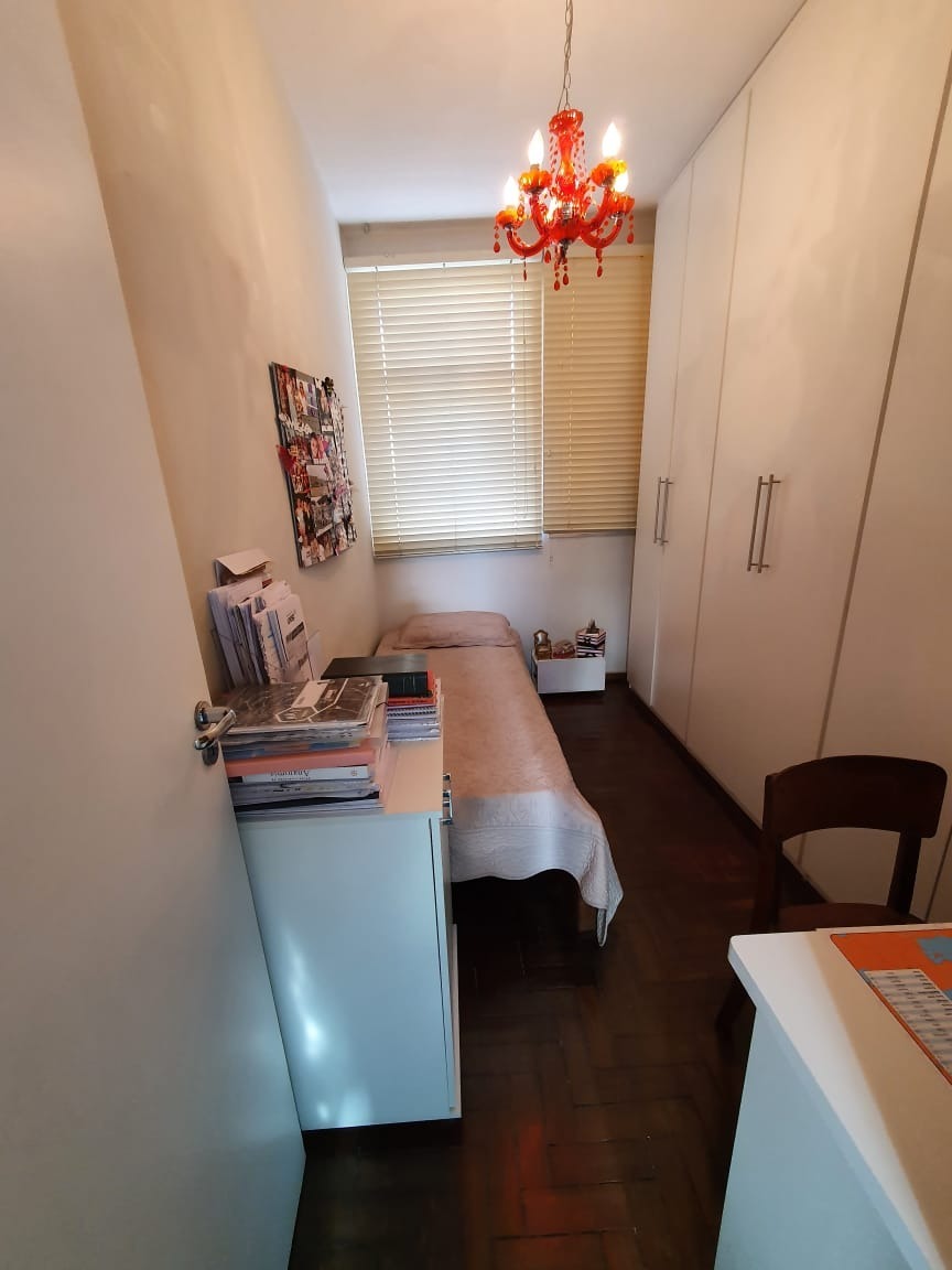 Apartamento à venda com 3 quartos, 87m² - Foto 2