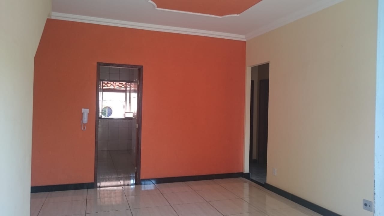 Apartamento à venda com 3 quartos, 84m² - Foto 2