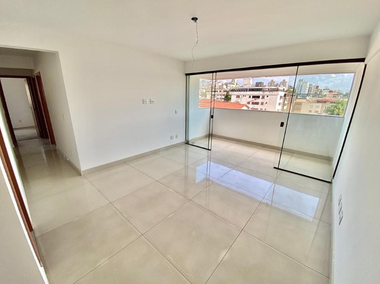 Apartamento à venda com 3 quartos, 92m² - Foto 1