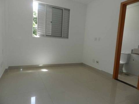 Apartamento à venda com 3 quartos, 72m² - Foto 3