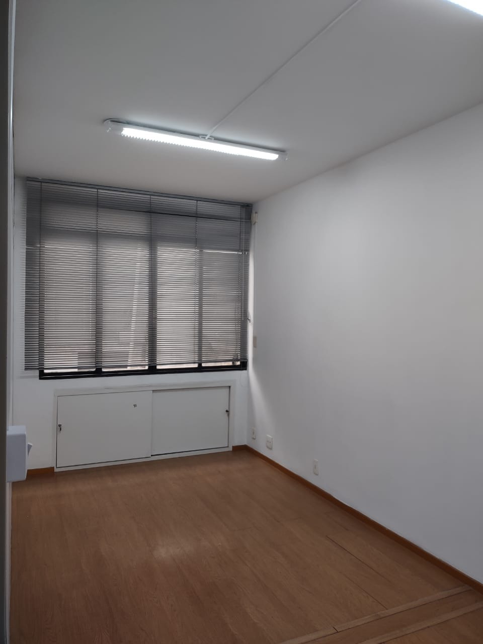 Conjunto Comercial-Sala para alugar, 86m² - Foto 18