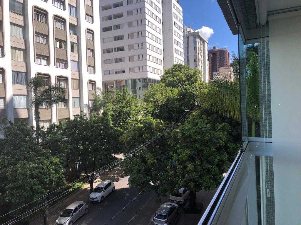 Apartamento para alugar com 3 quartos, 87m² - Foto 12