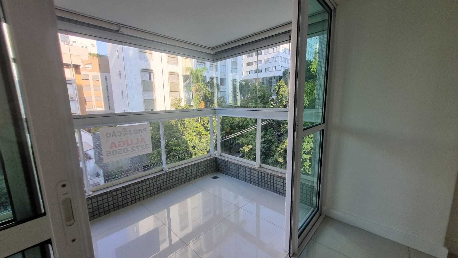 Apartamento para alugar com 3 quartos, 87m² - Foto 8