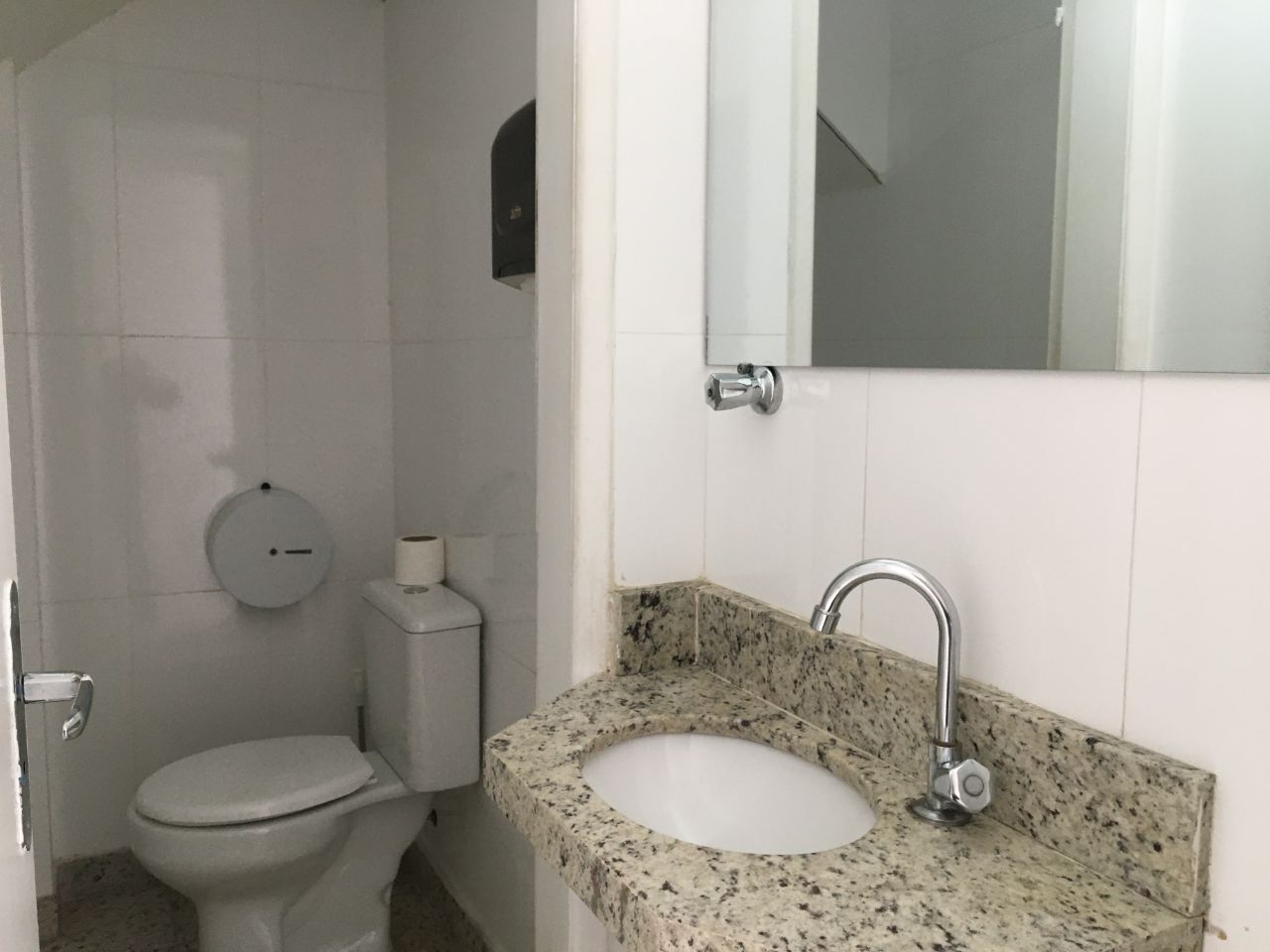 Loja-Salão para alugar com 1 quarto, 300m² - Foto 7