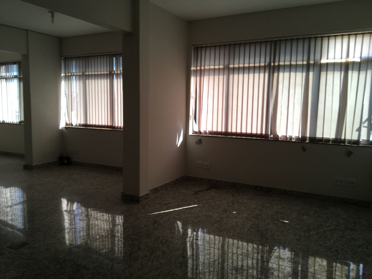 Loja-Salão para alugar com 1 quarto, 162m² - Foto 5