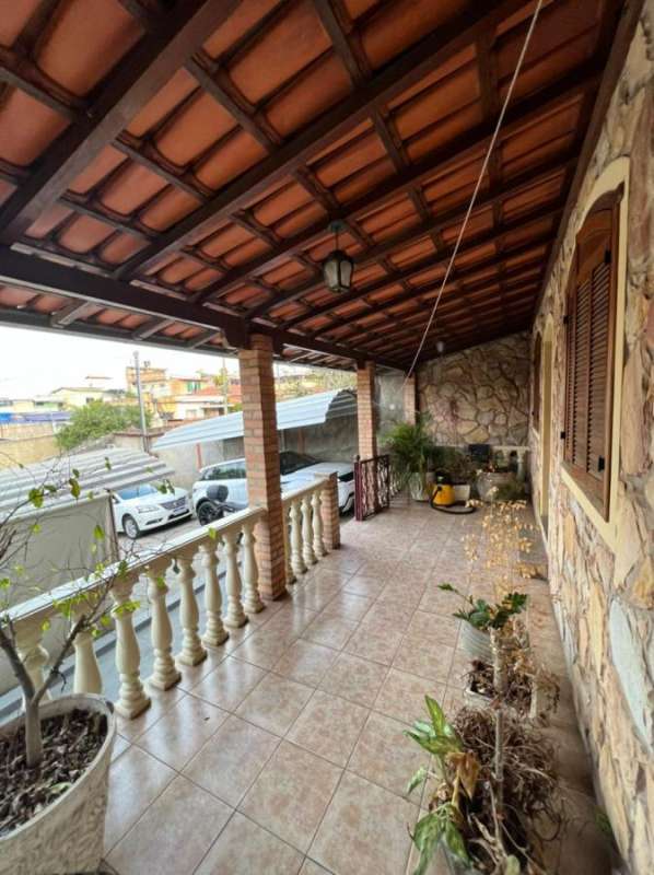 Casa à venda com 4 quartos, 316m² - Foto 6