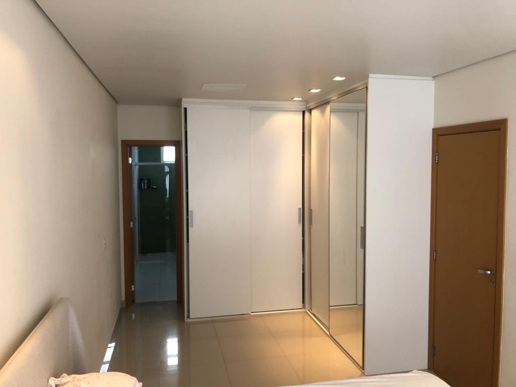 Casa de Condomínio à venda com 3 quartos, 215m² - Foto 24