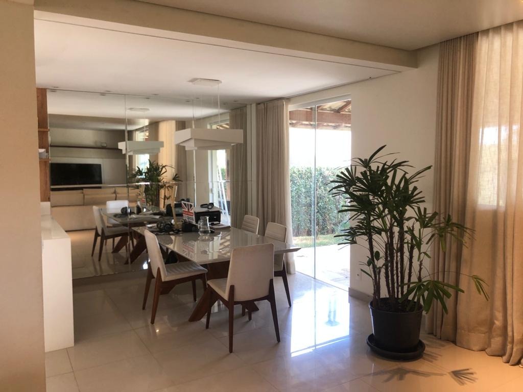 Casa de Condomínio à venda com 3 quartos, 215m² - Foto 10