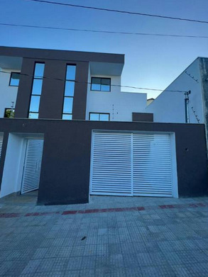 Casa à venda com 3 quartos, 176m² - Foto 1