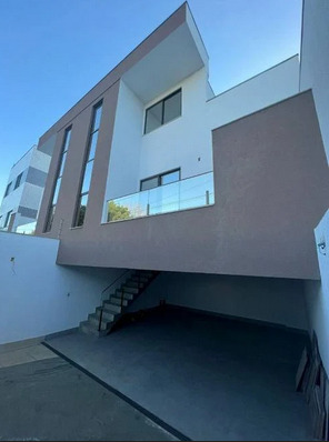 Casa à venda com 3 quartos, 176m² - Foto 2