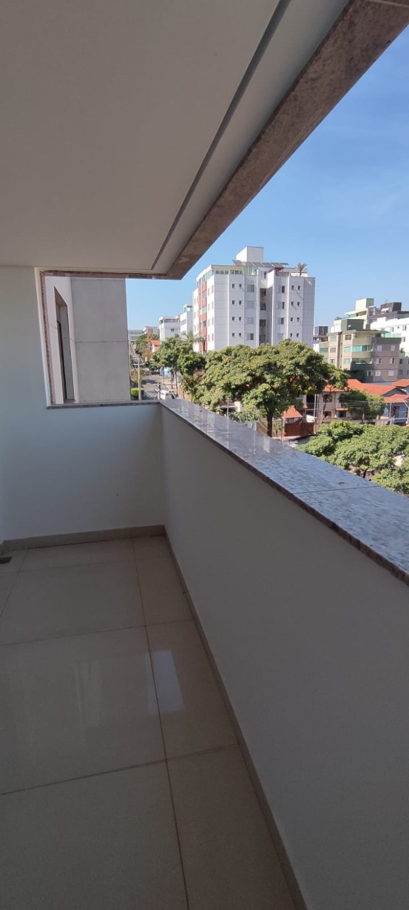 Apartamento à venda com 3 quartos, 92m² - Foto 8