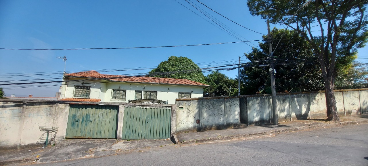 Casa à venda com 3 quartos, 360m² - Foto 6