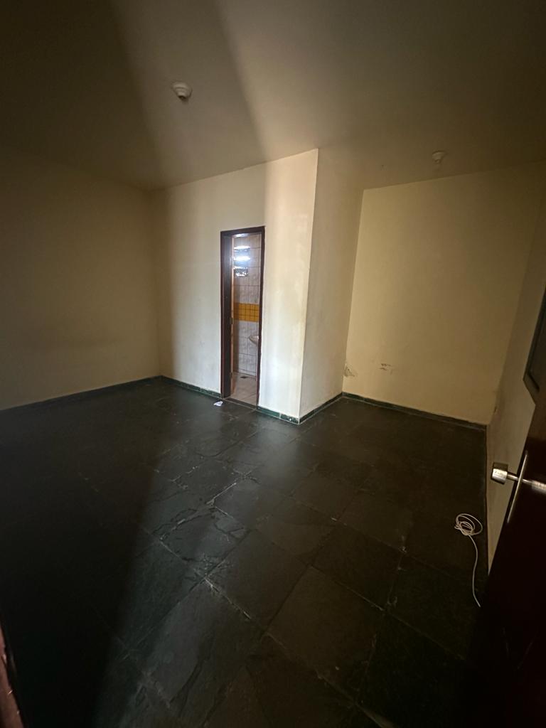 Apartamento à venda com 2 quartos, 360m² - Foto 4