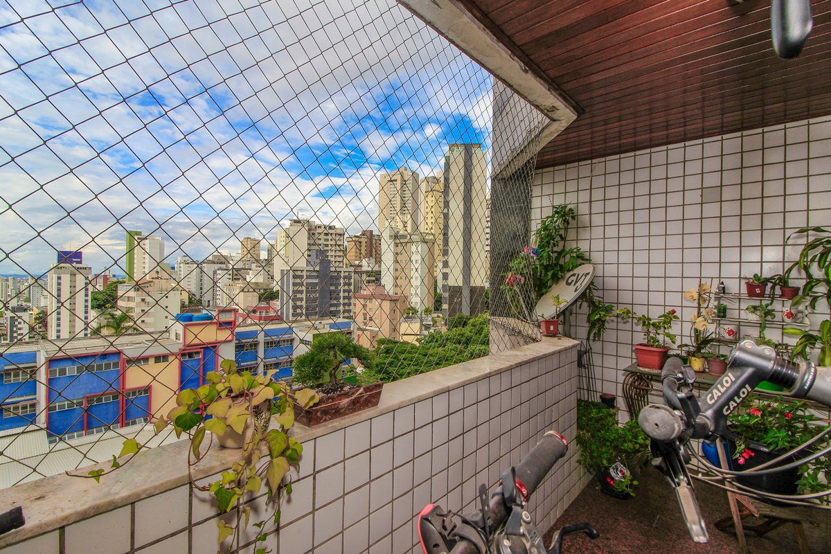 Apartamento à venda com 4 quartos, 175m² - Foto 5