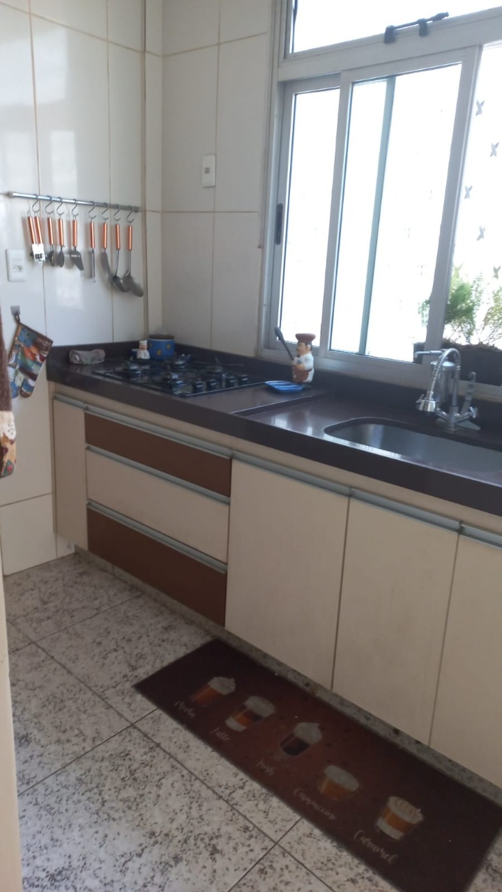 Apartamento à venda com 3 quartos, 90m² - Foto 10