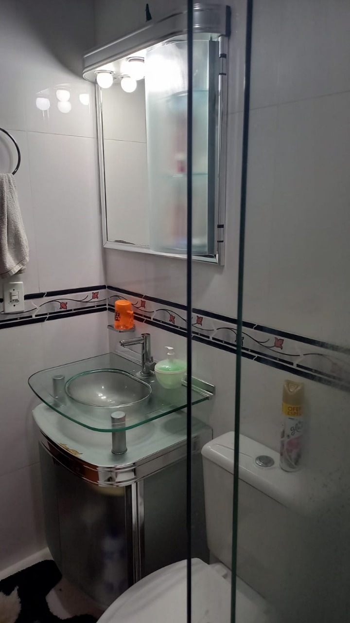 Apartamento à venda com 2 quartos, 60m² - Foto 13