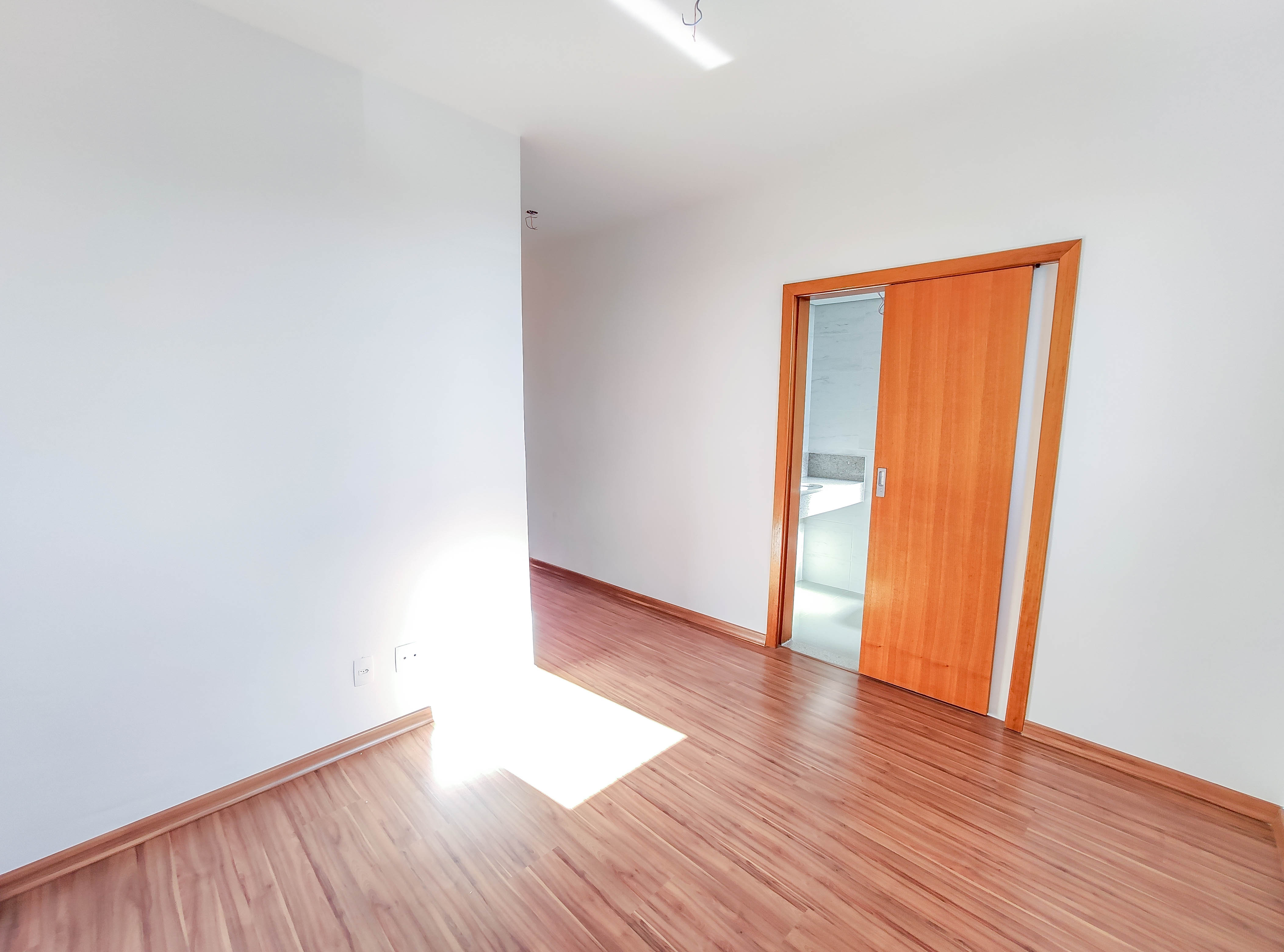 Apartamento à venda com 4 quartos, 210m² - Foto 13