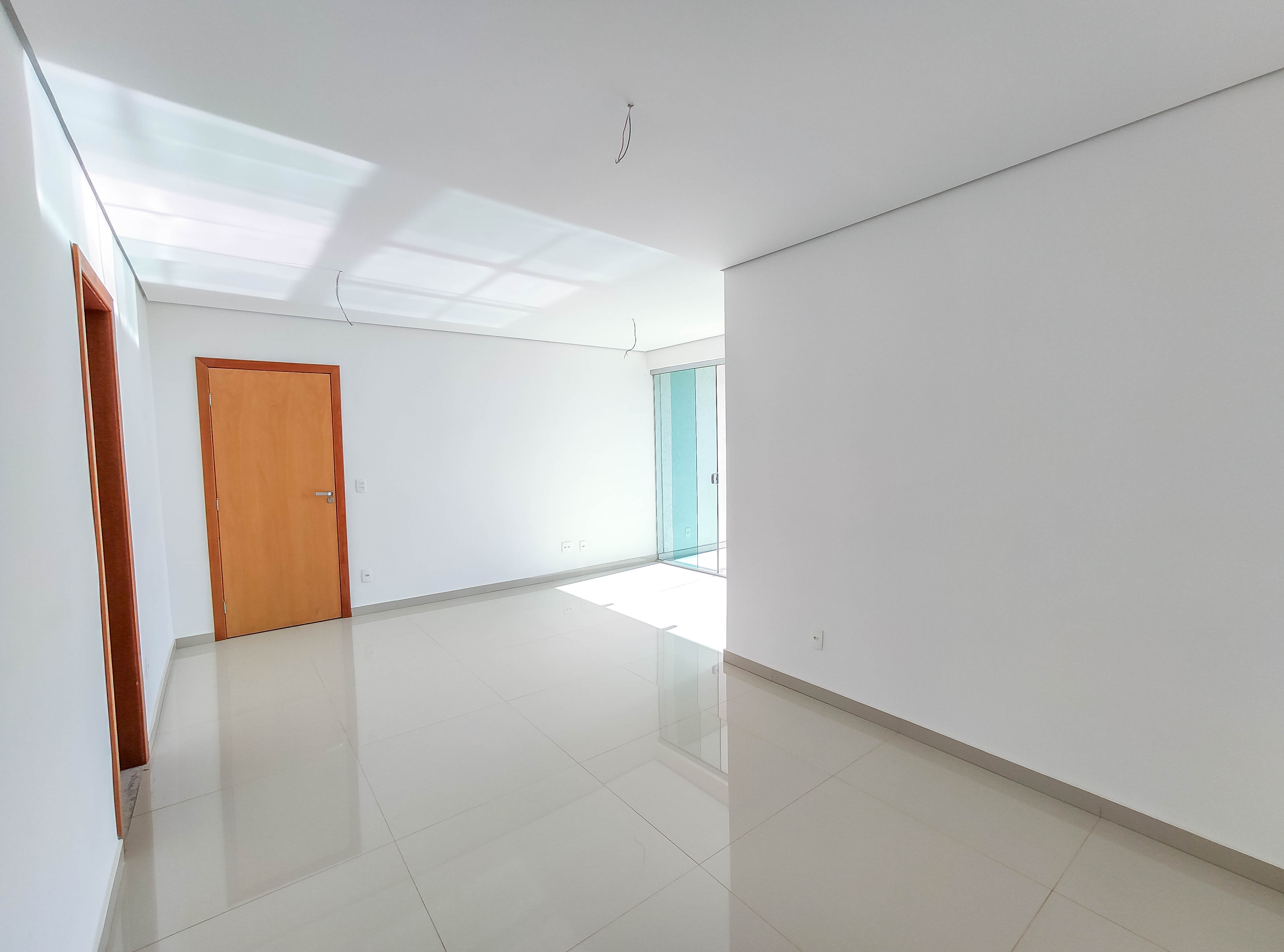 Apartamento à venda com 4 quartos, 210m² - Foto 4