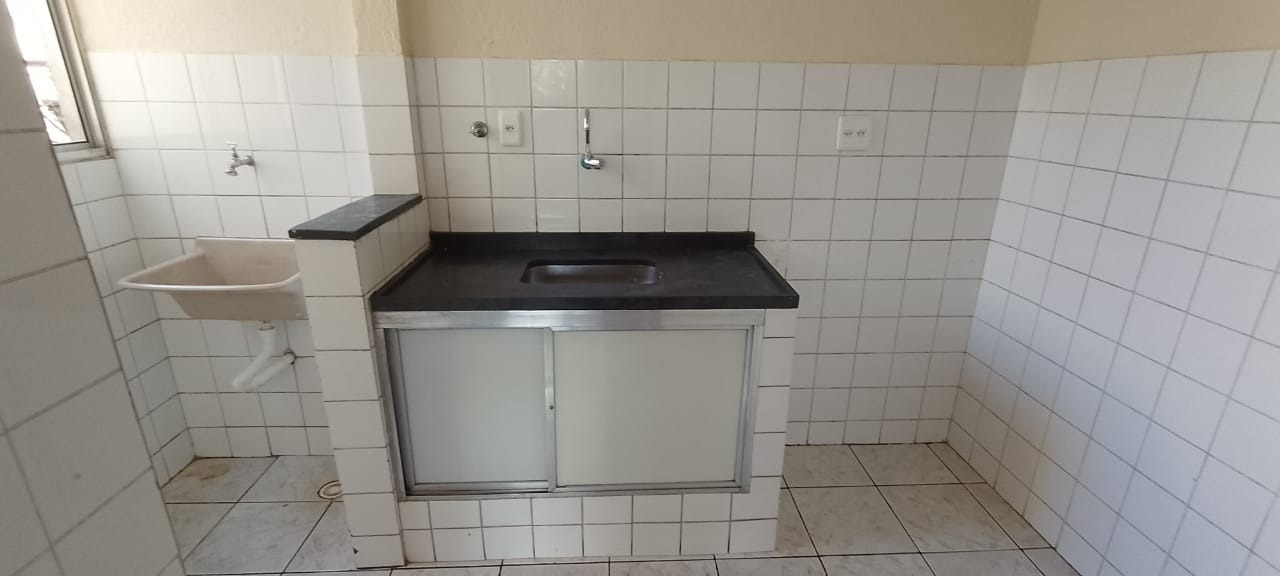 Apartamento à venda com 2 quartos, 65m² - Foto 3