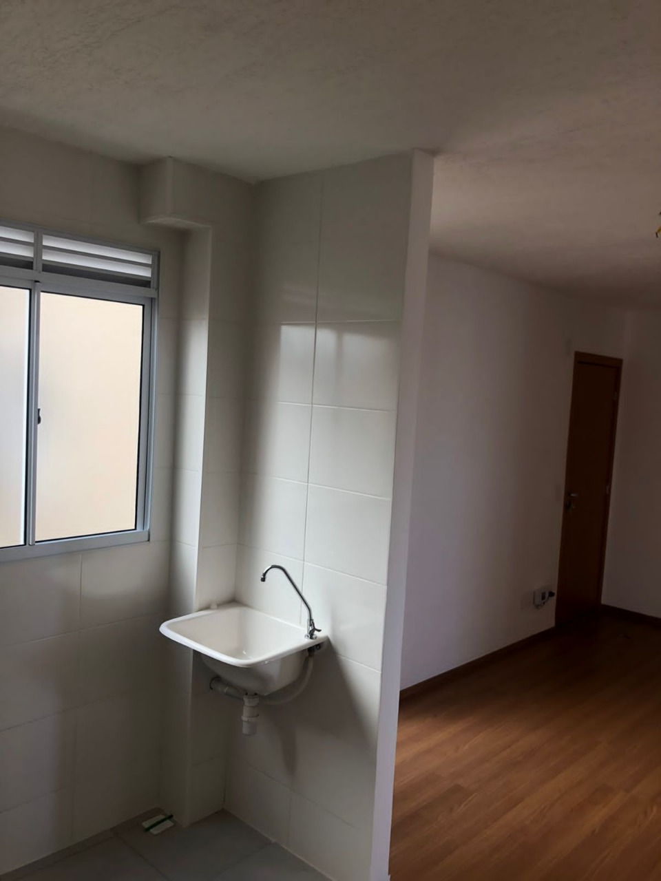 Apartamento à venda com 2 quartos, 42m² - Foto 3