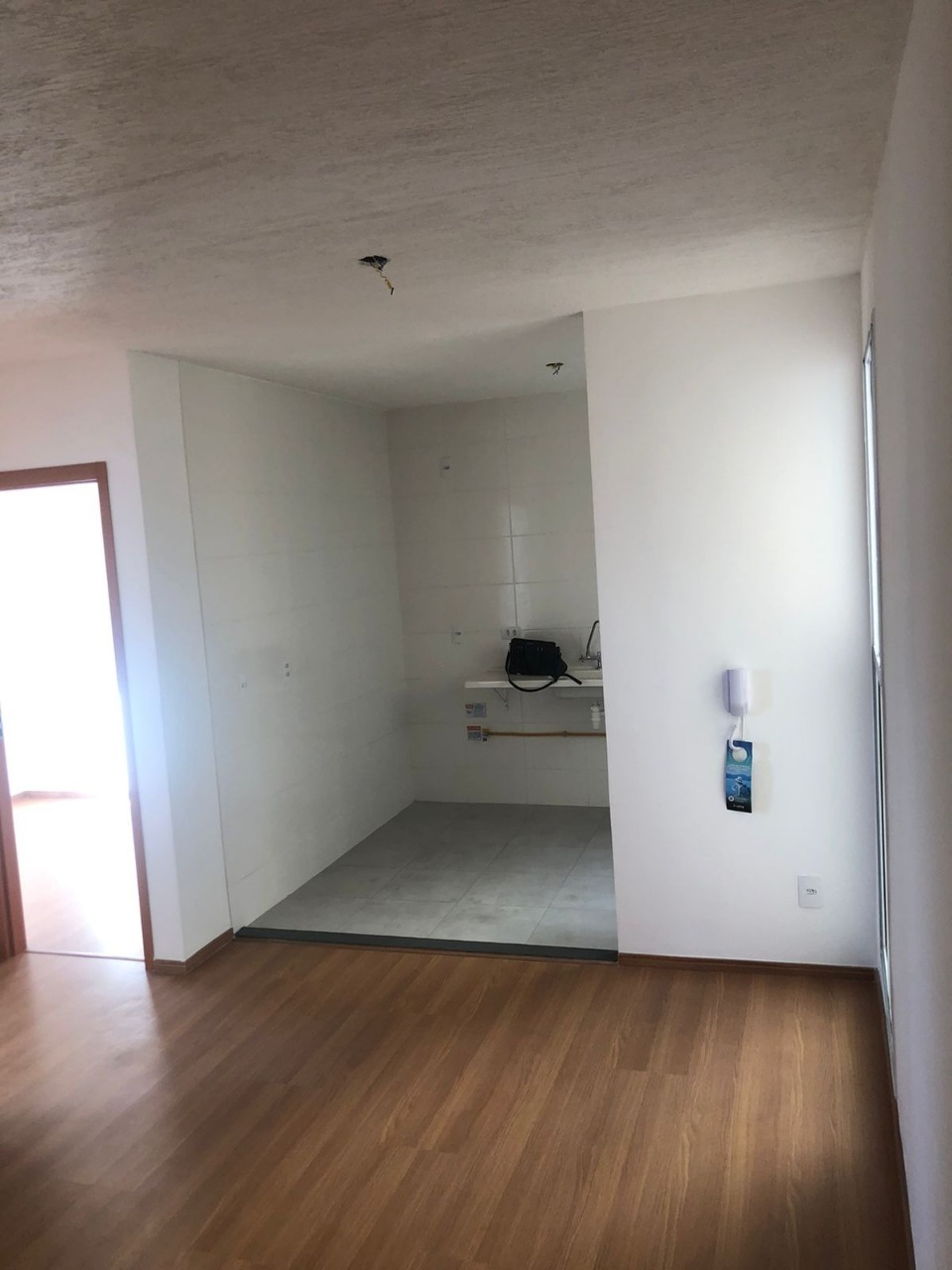 Apartamento à venda com 2 quartos, 42m² - Foto 2