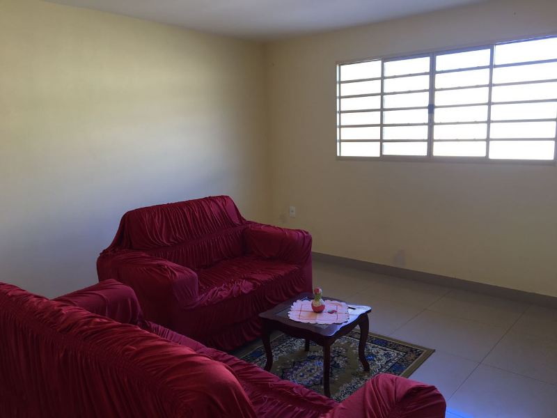 Casa à venda com 4 quartos, 200m² - Foto 5