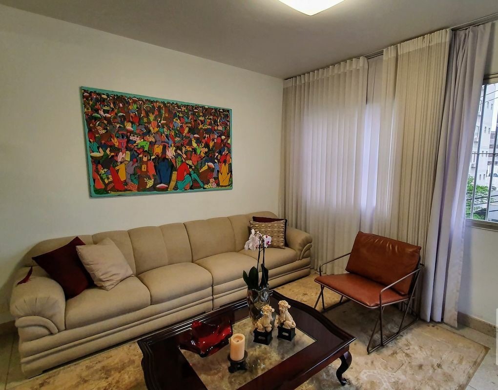 Apartamento à venda com 4 quartos, 140m² - Foto 2