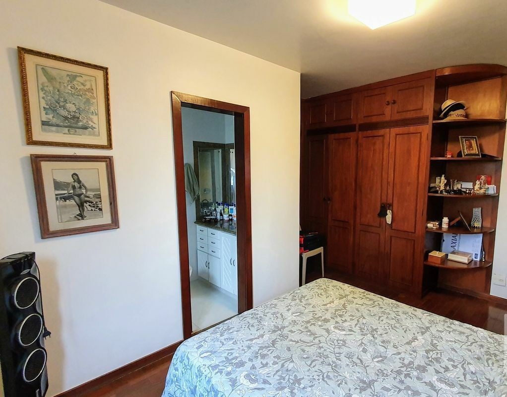 Apartamento à venda com 4 quartos, 140m² - Foto 15