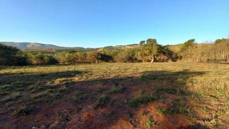 Terreno à venda, 2760m² - Foto 3