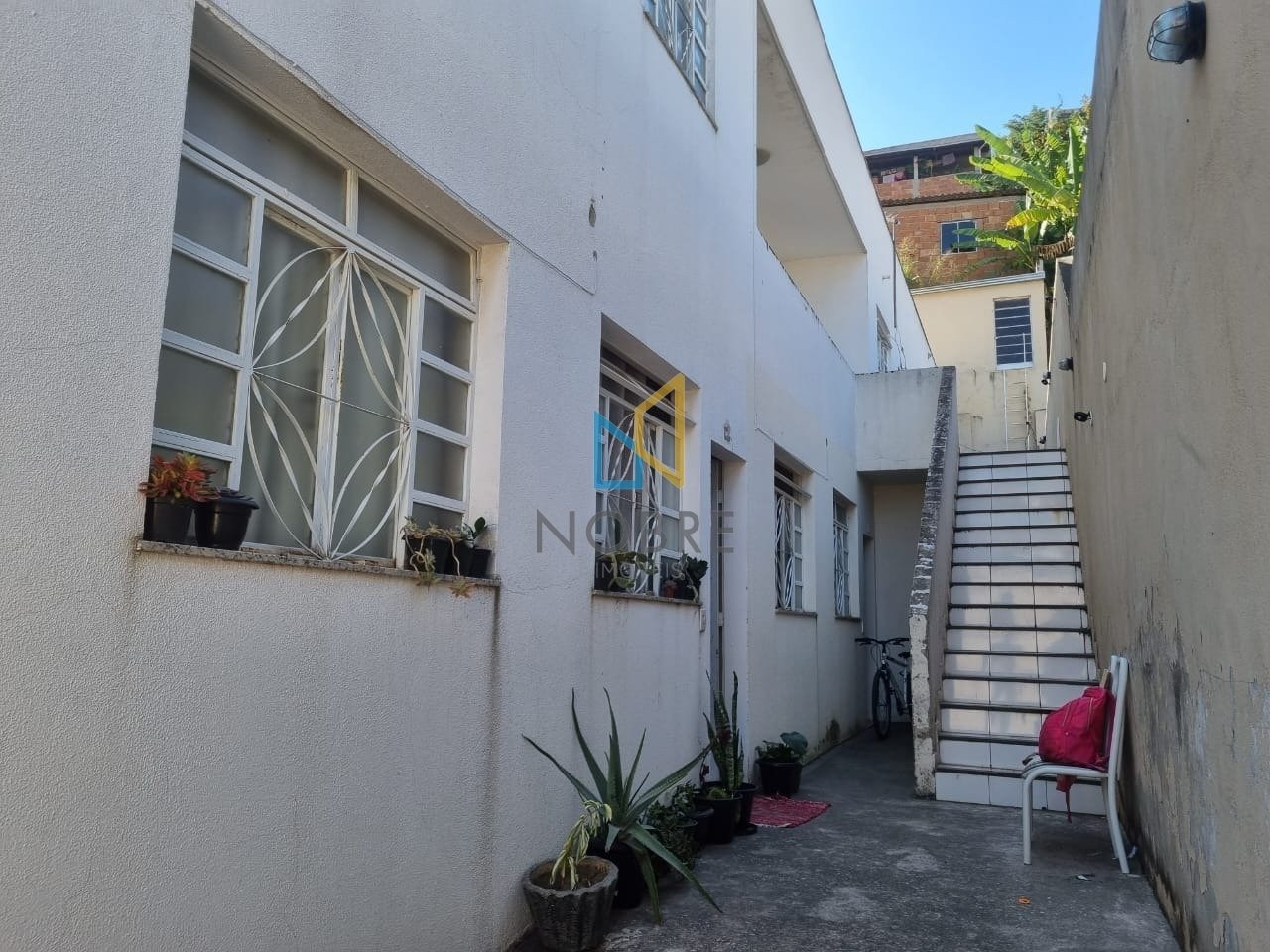 Casa à venda com 2 quartos, 360m² - Foto 3