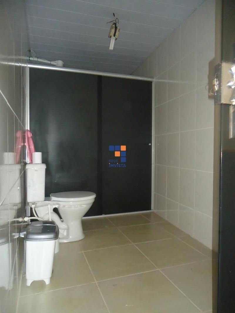 Casa à venda com 3 quartos, 300m² - Foto 13