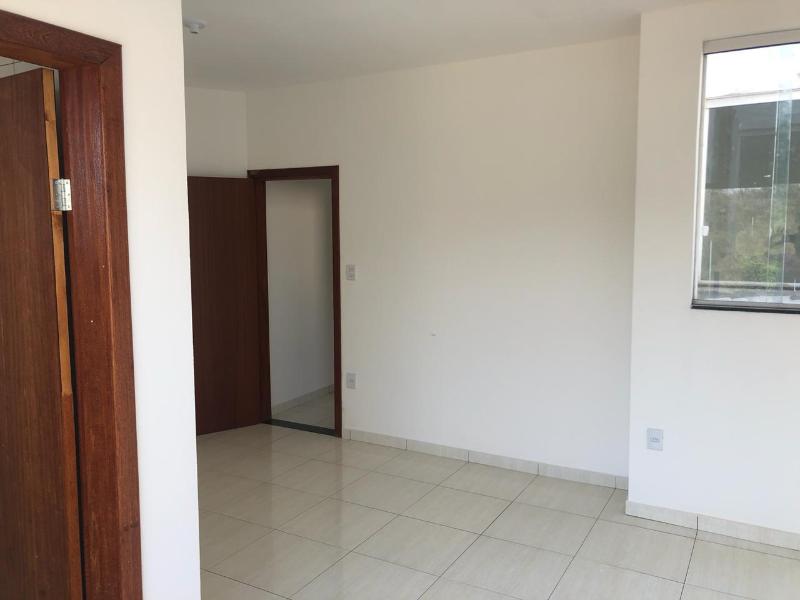 Casa à venda com 2 quartos, 90m² - Foto 6