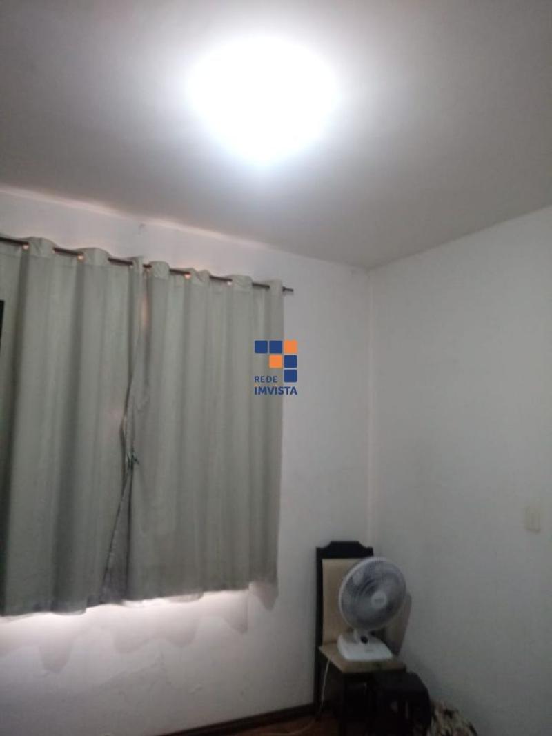 Casa à venda com 3 quartos, 360m² - Foto 3