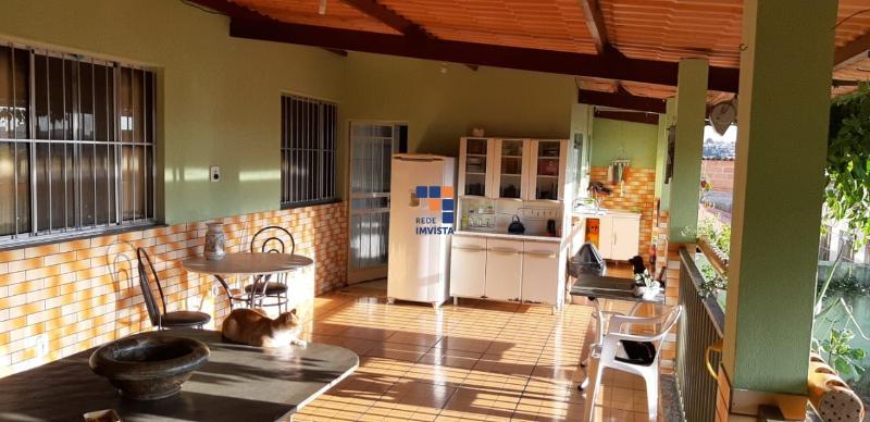 Casa à venda com 3 quartos, 360m² - Foto 12