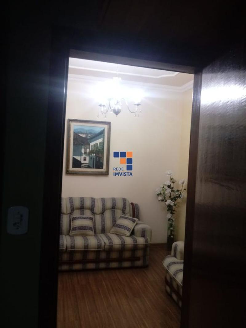 Casa à venda com 3 quartos, 360m² - Foto 19