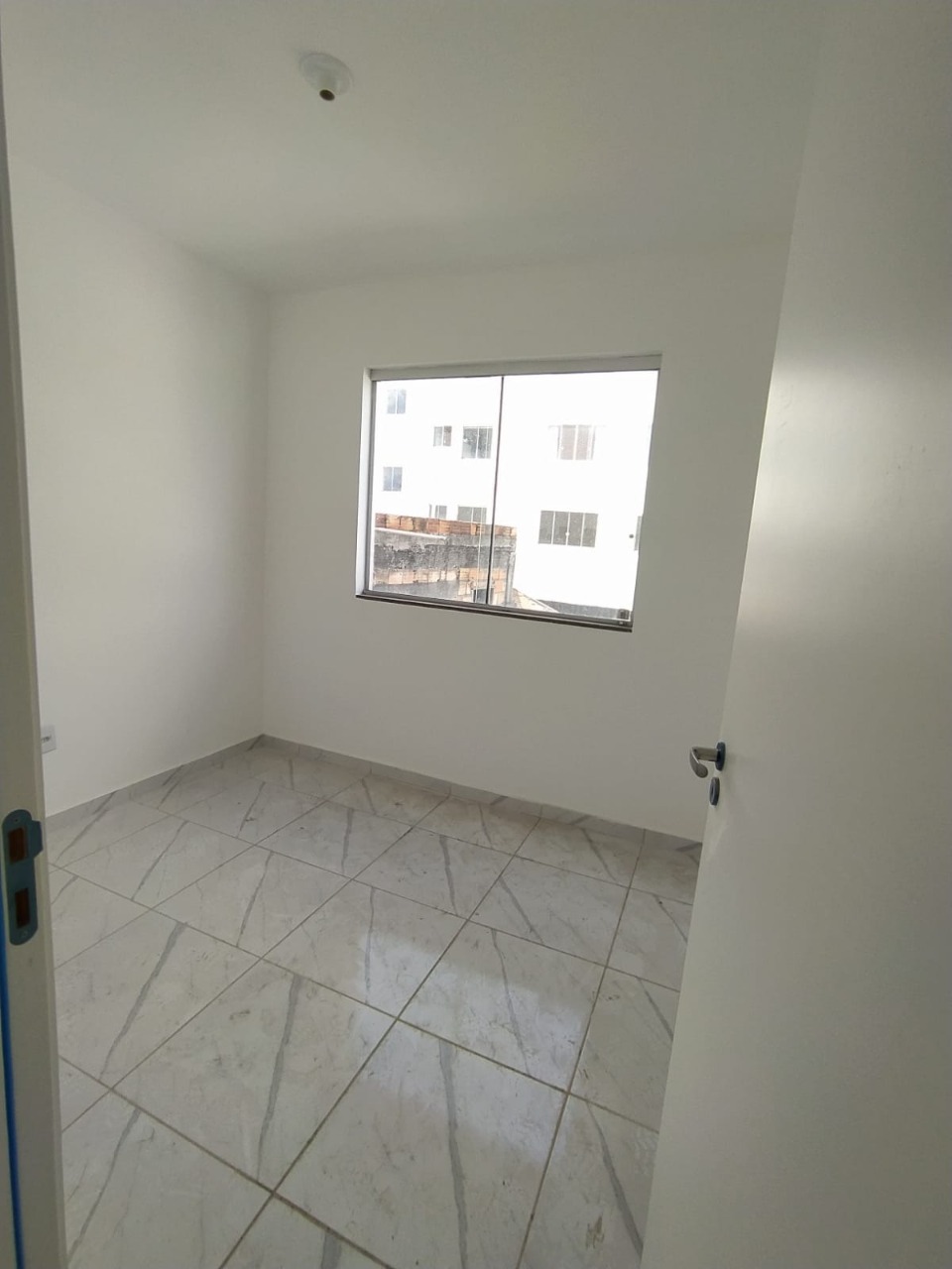 Apartamento à venda com 2 quartos, 69m² - Foto 4